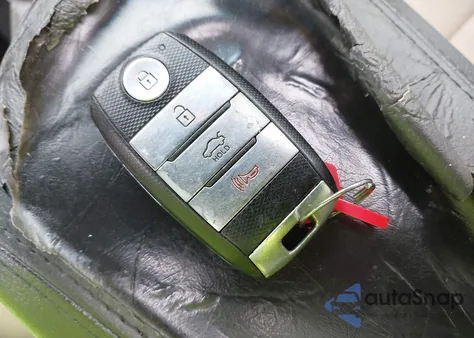 2015 Kia Optima Ex z USA, uszkodzony, nr VIN 5XXGN4A70FG400067